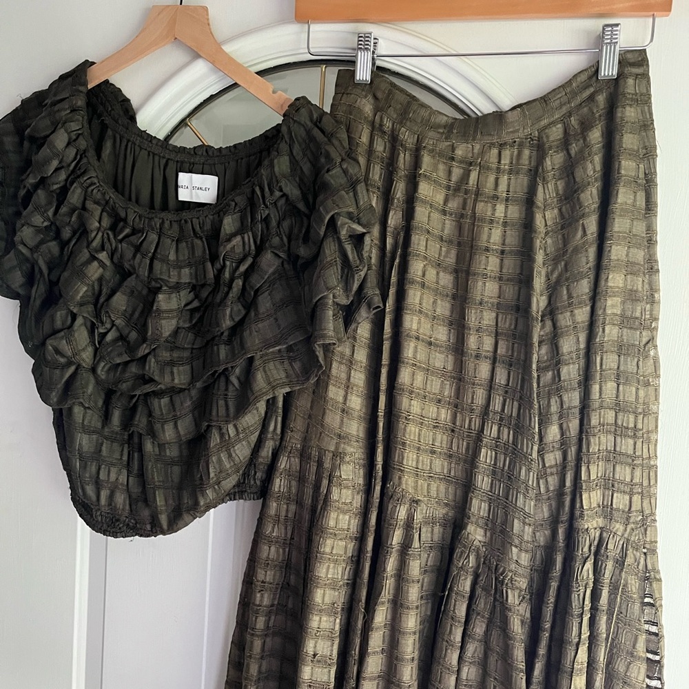 Maria Stanley top and skirt